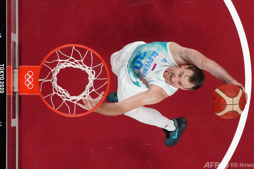 米がスペイン下し準決勝へ 初出場スロベニアも4強 バスケ男子