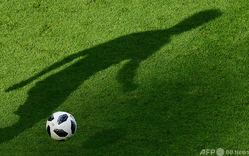サッカー選手11人が八百長の疑いで逮捕、香港