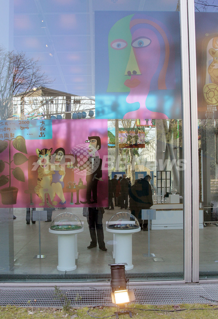 北野武が仏芸術文化勲章を受章、カルティエ現代美術財団で展覧会