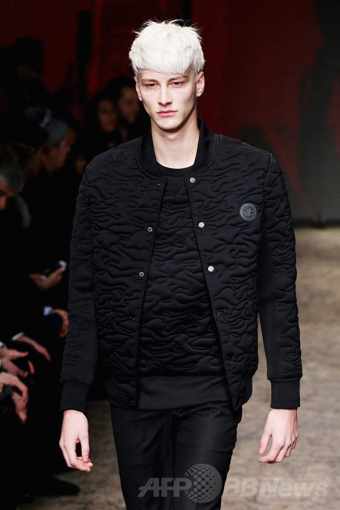 ＜14/15年秋冬NYコレクション＞DKNY