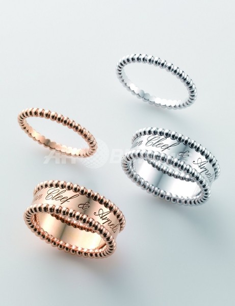 26日まで限定最終値下げ ヴァンクリーフアーペル ⭐︎ペルレリング WG 26日まで限定最終値下げ ヴァンクリーフアーペル ⭐︎ペルレリング WG