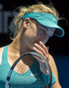 テニス男女混合国別対抗戦、第27回ホップマンカップ（Hopman Cup XXVII）初日、カナダ対チェコ。ポイントを奪われ落胆するユージェニー・ブシャール（Eugenie Bouchard、2015年1月4日撮影）。(c)AFP/TONY ASHBY