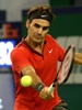 男子テニス、上海マスターズ（2014 Shanghai Rolex Masters）シングルス準決勝。リターンを狙うロジャー・フェデラー（Roger Federer、2014年10月11日撮影）。(c)AFP/GOH CHAI HIN