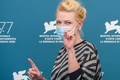 イタリア・ベネチアのリド島で開幕した第77回ベネチア国際映画祭で、審査委員長を務めるケイト・ブランシェット（2020年9月2日撮影）。(c)Alberto PIZZOLI / AFP