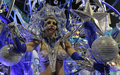 カーニバルシーズンが到来したブラジル。写真は、サンパウロ（Sao Paulo）で開催されたパレード1日目の様子（2012年2月18日撮影）。(c)AFP/BRAZIL PHOTO PRESS/VANESSA CARVALHO