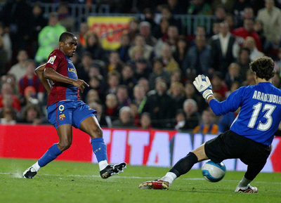 ＜サッカー リーガエスパニョーラ＞バルセロナ エトーの復帰後初ゴールなどで首位を守る - スペイン