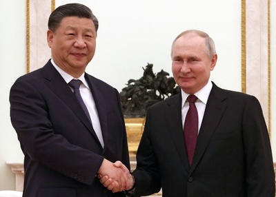 プーチン氏、和平案協議の用意ある 中ロ首脳会談