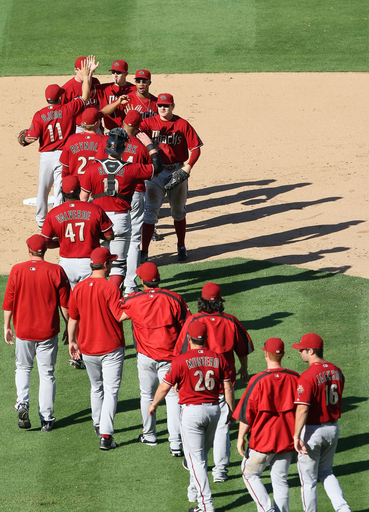 ダイヤモンドバックス ドジャースを降す