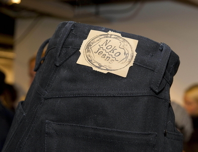 北朝鮮製ジーンズ発売、百貨店が直前キャンセル スウェーデン