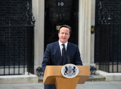 「偉大な英国人を失った」、サッチャー氏死去にキャメロン英首相