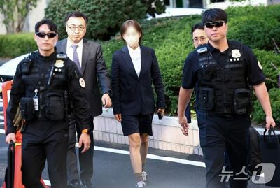 韓国法相候補の「新薬口利き疑惑」、仲介人と製薬会社創業者が出廷…記者の質問には沈黙