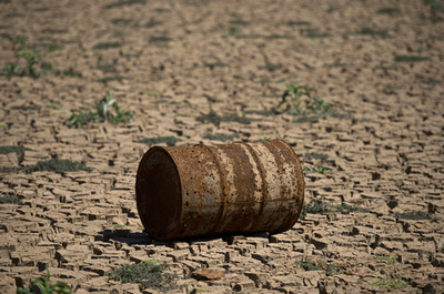 たるから複数の遺体、一部は酸に溶けた状態 メキシコ