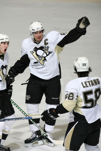 ペンギンズ オイラーズを降し2連勝