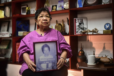 よみがえる拷問の記憶 独裁者の息子が有力候補に 比大統領選