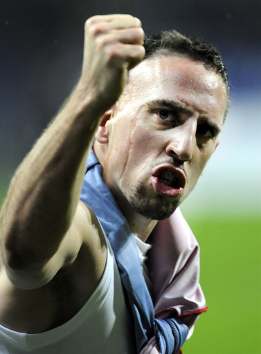 バイエルン フランクフルト下し3連勝