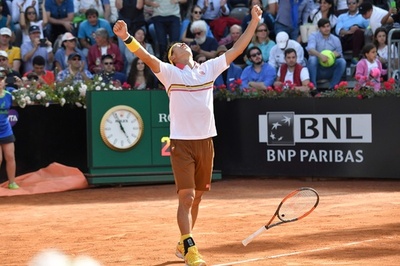 錦織がディミトロフとの大接戦制す、イタリア国際3回戦進出