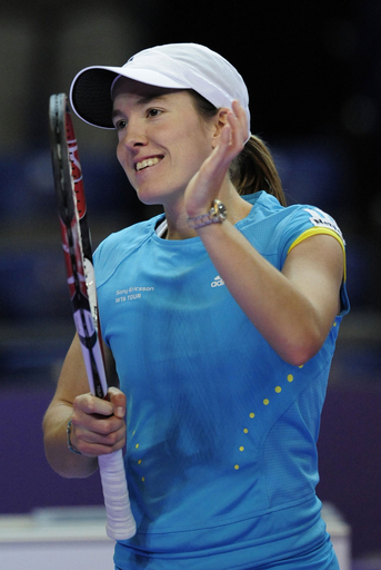 エナン バシンスキーを降し決勝進出