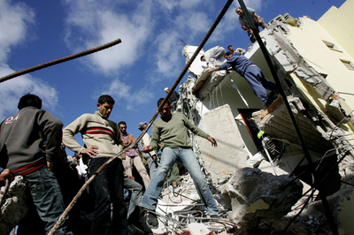 イスラエル軍、パレスチナ自治区で急襲作戦、武装組織幹部らを殺害