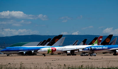 スペイン辺境の空港が活況、背景に新型コロナ