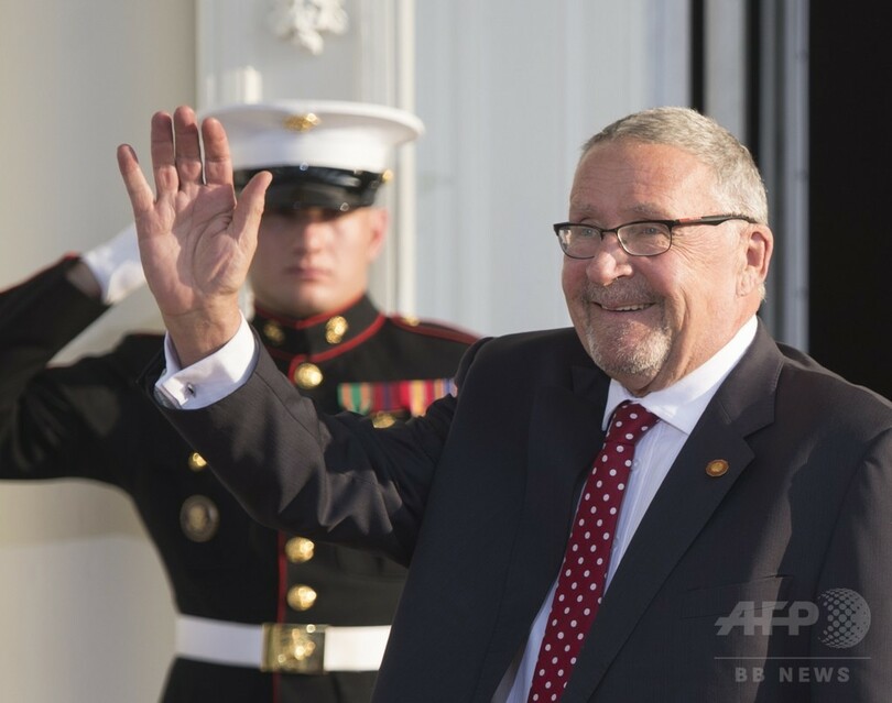 ザンビア暫定大統領にスコット氏、アフリカで20年ぶり白人元首