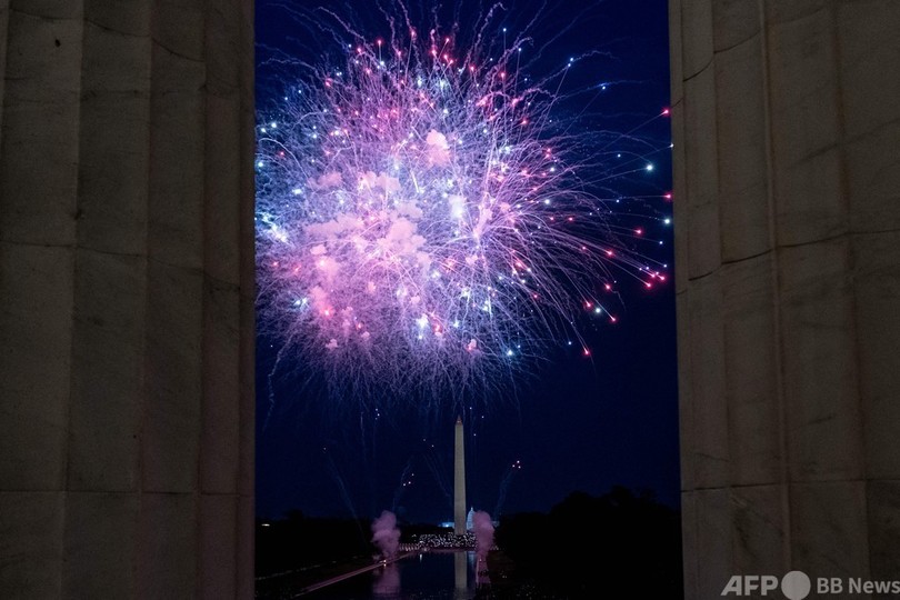 独立記念日祝う米市民 首都では恒例の花火も 写真30枚 国際ニュース Afpbb News