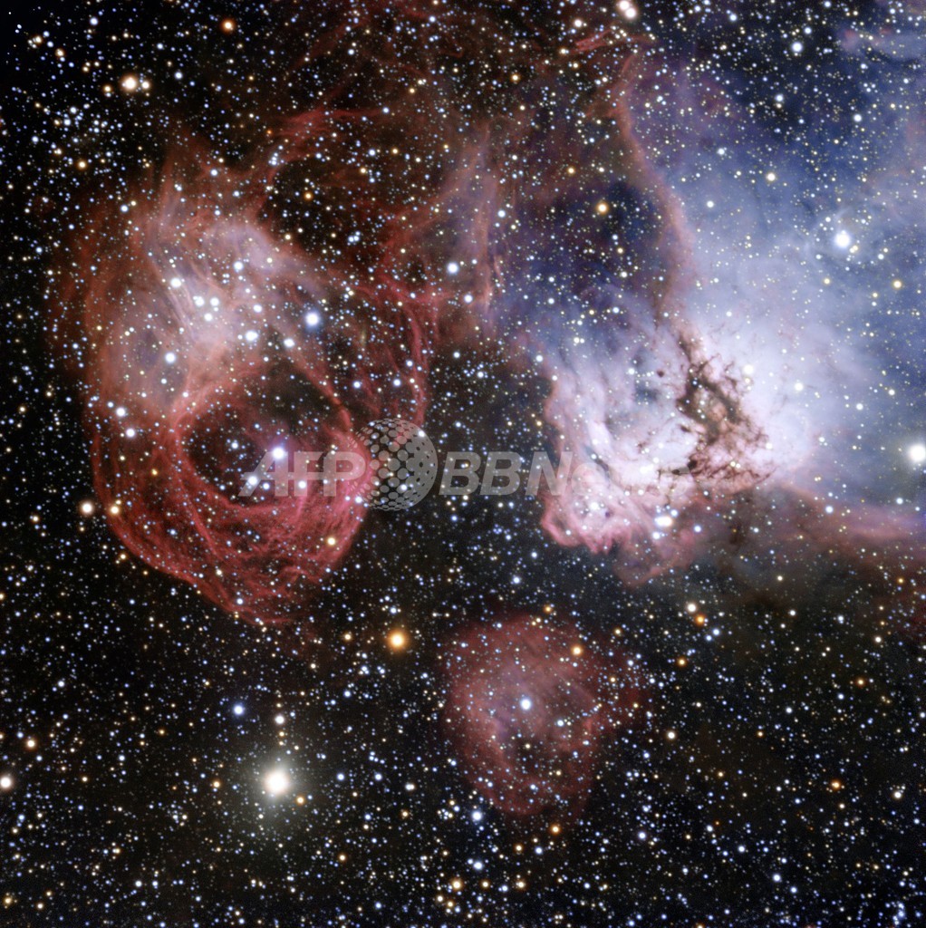 死んだ星の隣で誕生する星たち、大マゼラン雲の最新画像 死んだ星の隣で誕生する星たち、大マゼラン雲の最新画像