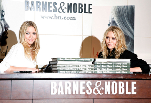 Amazon | Influence | Olsen, Mary Kate, Olsen, Ashley | Women