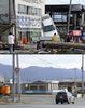 東日本大震災の被災地の震災直後の様子と、2012年1月の様子。

写真上は岩手県大船渡市の津波被災地（2011年3月14日撮影）。写真下は現在の様子（2012年1月15日撮影）。(c)AFP/TOSHIFUMI KITAMURA/TORU YAMANAKA