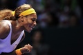 女子テニス、WTAツアー選手権（TEB BNP Paribas WTA Championships - Istanbul 2013）準決勝。試合に勝利し喜ぶセレーナ・ウィリアムス（Serena Williams、2013年10月26日撮影）。(c)AFP/OZAN KOSE