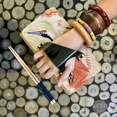 ペラン」ギンザ シックス店1周年、帯から着想した日本限定バッグ 写真3