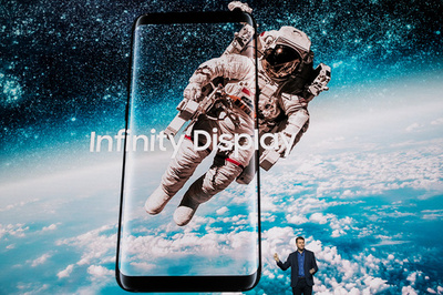 サムスン、「ギャラクシーS8」発表 新デザインで挽回狙う