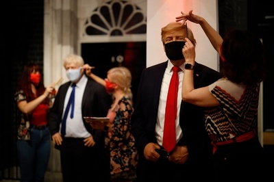 マスク姿もリアル？ 英マダム・タッソーろう人形館、8月から営業再開