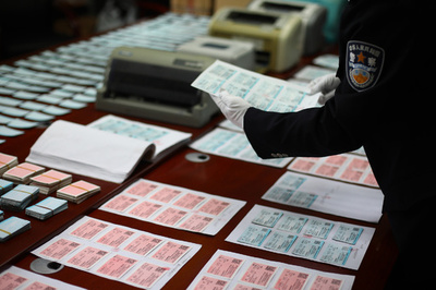 死亡証明書が5000円 中国で横行する「ニセ証明書」ビジネス