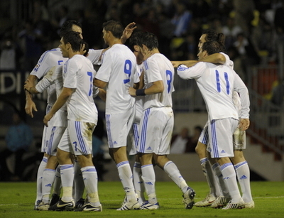 ギリシャ ルクセンブルクに快勝