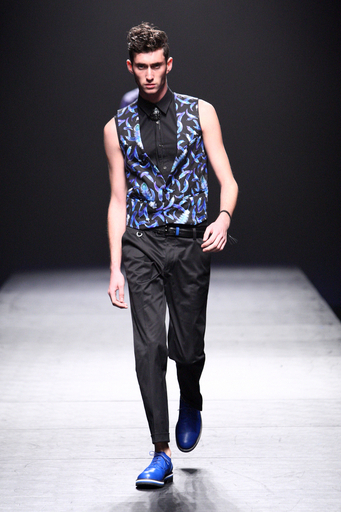 ＜11年春夏東京コレクション＞ヴァンキッシュ. 新作を発表