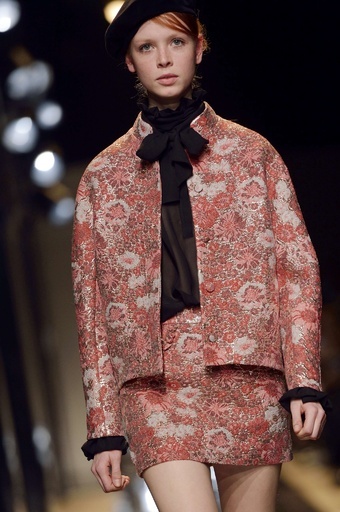 プレッピースタイルにグランジ感をプラス、「ポール＆ジョー」15/16秋冬