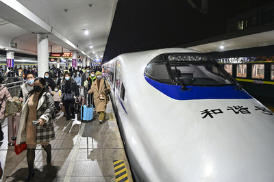 姿を消していく中国の「バイクの大軍」帰省 旧正月の「風物詩」に変化