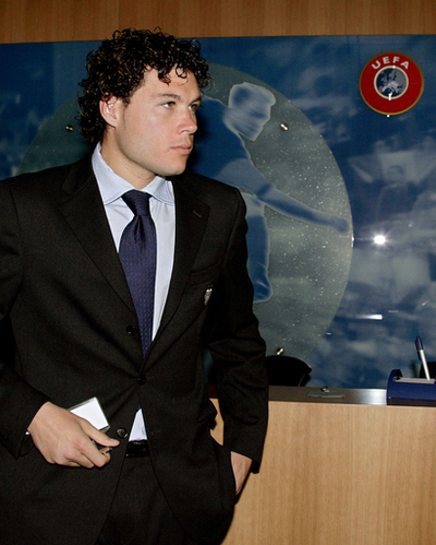 ＜サッカー 欧州チャンピオンズリーグ＞UEFAが乱闘問題についてバレンシアとインテルの選手達を聴取 - スイス