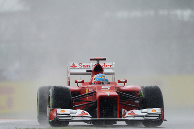 フェラーリのアロンソがポールポジションを獲得、英国GP