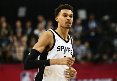 ウェンバンヤマが待望の実戦デビュー スパーズ勝利も課題は山積み 