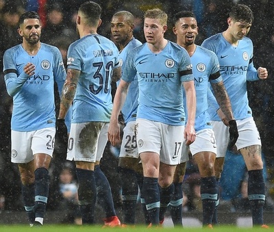 シティがFA杯16強入りで4冠に望み、下部クラブの番狂わせも