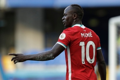 リバプールのFWマネ、新型コロナ陽性で自主隔離