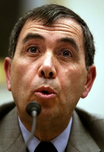 「クローン人間」誕生間近か、ヒトクローン胚を子宮に移植 米不妊治療医が発表