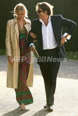 ユマ サーマンさん スイス人富豪と婚約 写真2枚 ファッション ニュースならmode Press Powered By Afpbb News