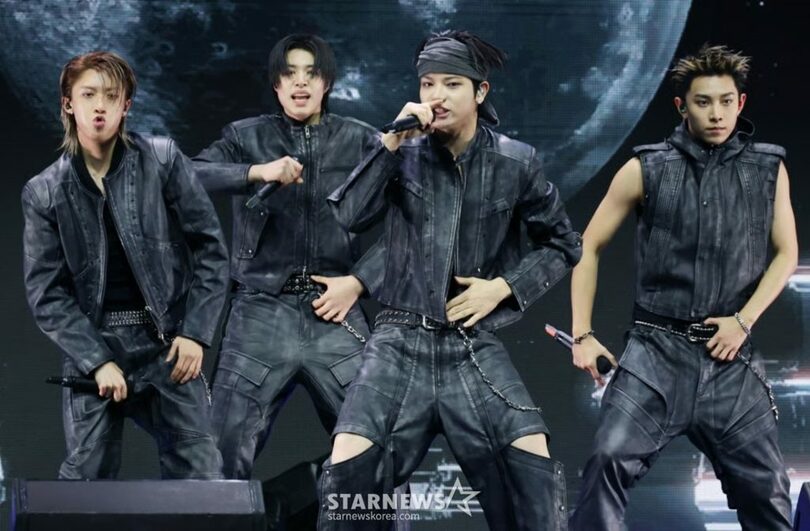 (c)STARNEWS