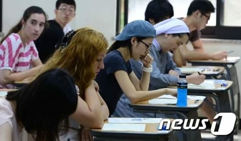 2014年7月20日に実施された第35回韓国語能力試験(c)news1