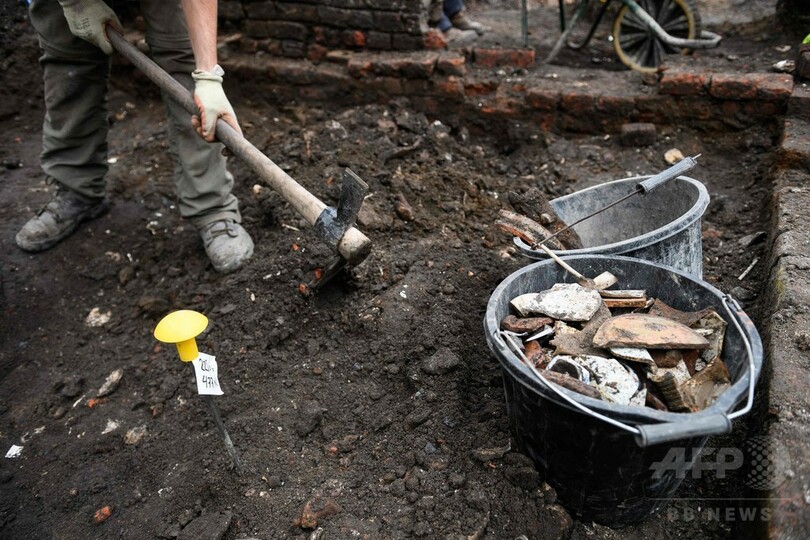 シェークスピア作品も上演、ロンドン初の劇場 発掘現場公開