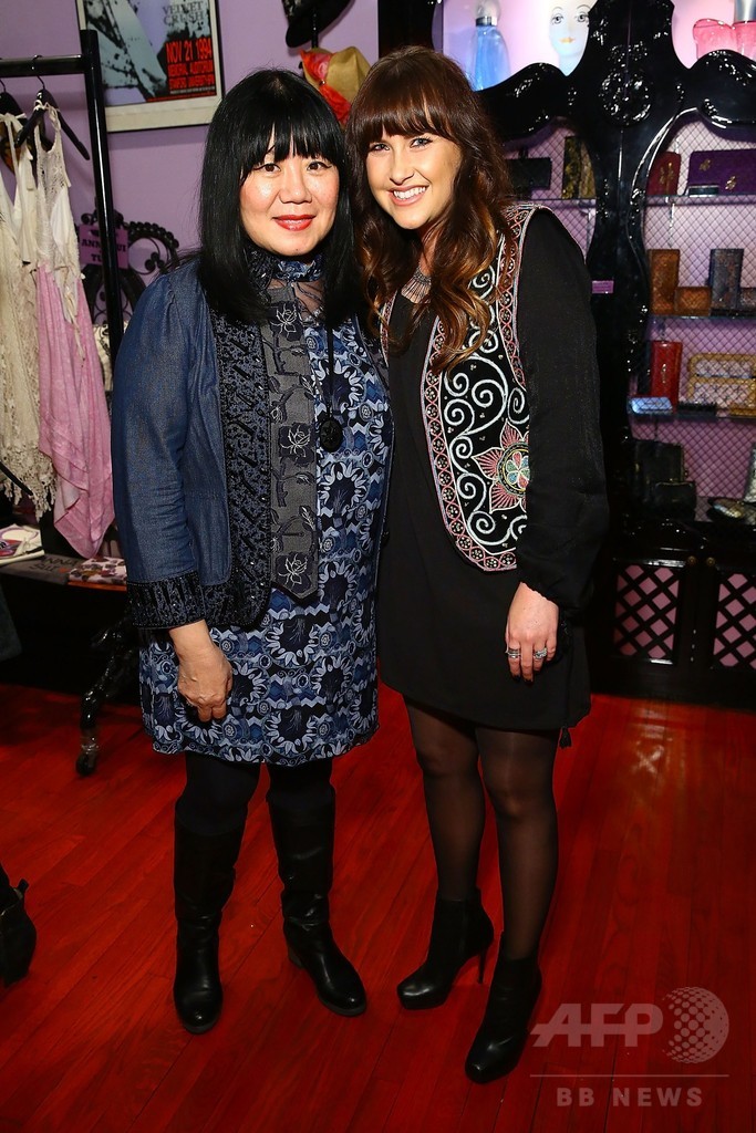 「アナ スイ」×「オニール」コラボレーションコレクション発売