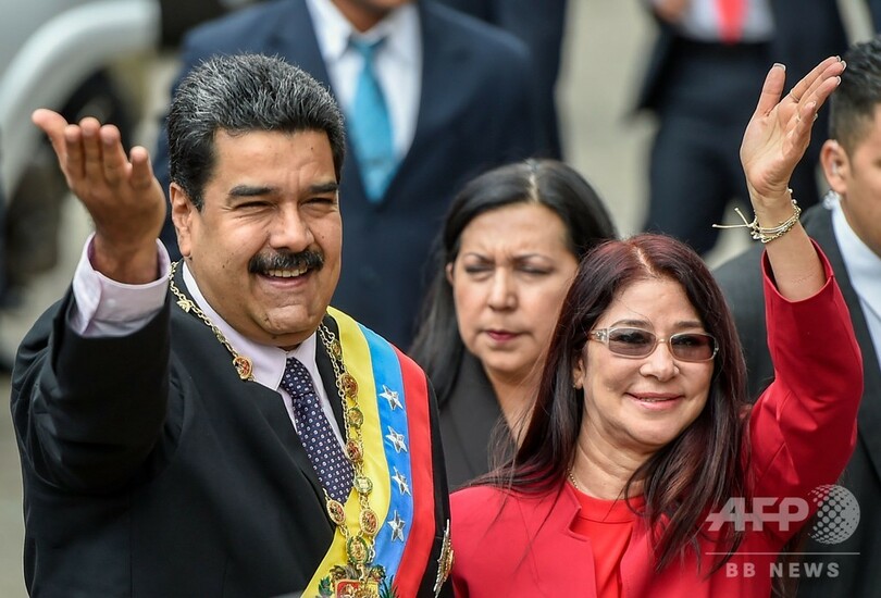 トランプ氏、ベネズエラ政権「すぐにも打倒できる」 大統領夫人らには制裁