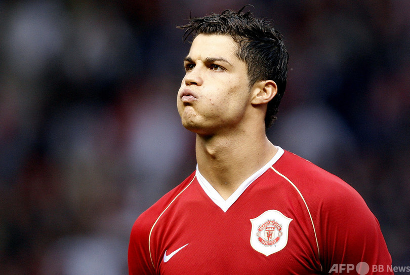 マンU、ロナウドの12年ぶり復帰を発表 